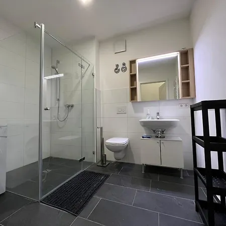 Fabella Flats Apartament *