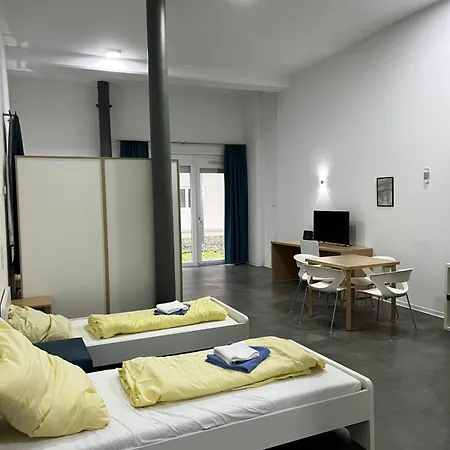Fabella Flats * פורצהיים